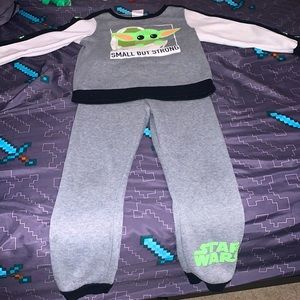 Baby Yoda set